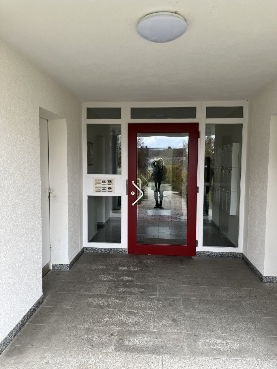 2-ZW im EG eines gepflegten Mehrfamilienhauses