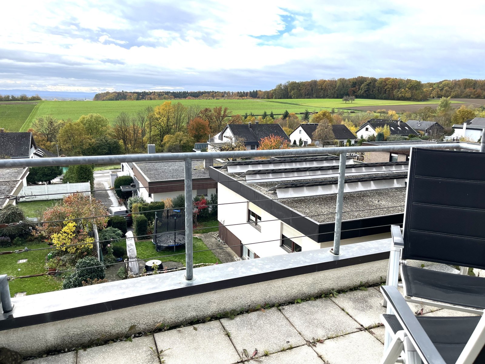 Herrenberg-Haslach: 2-Familienhaus mit Gewerbeeinheit