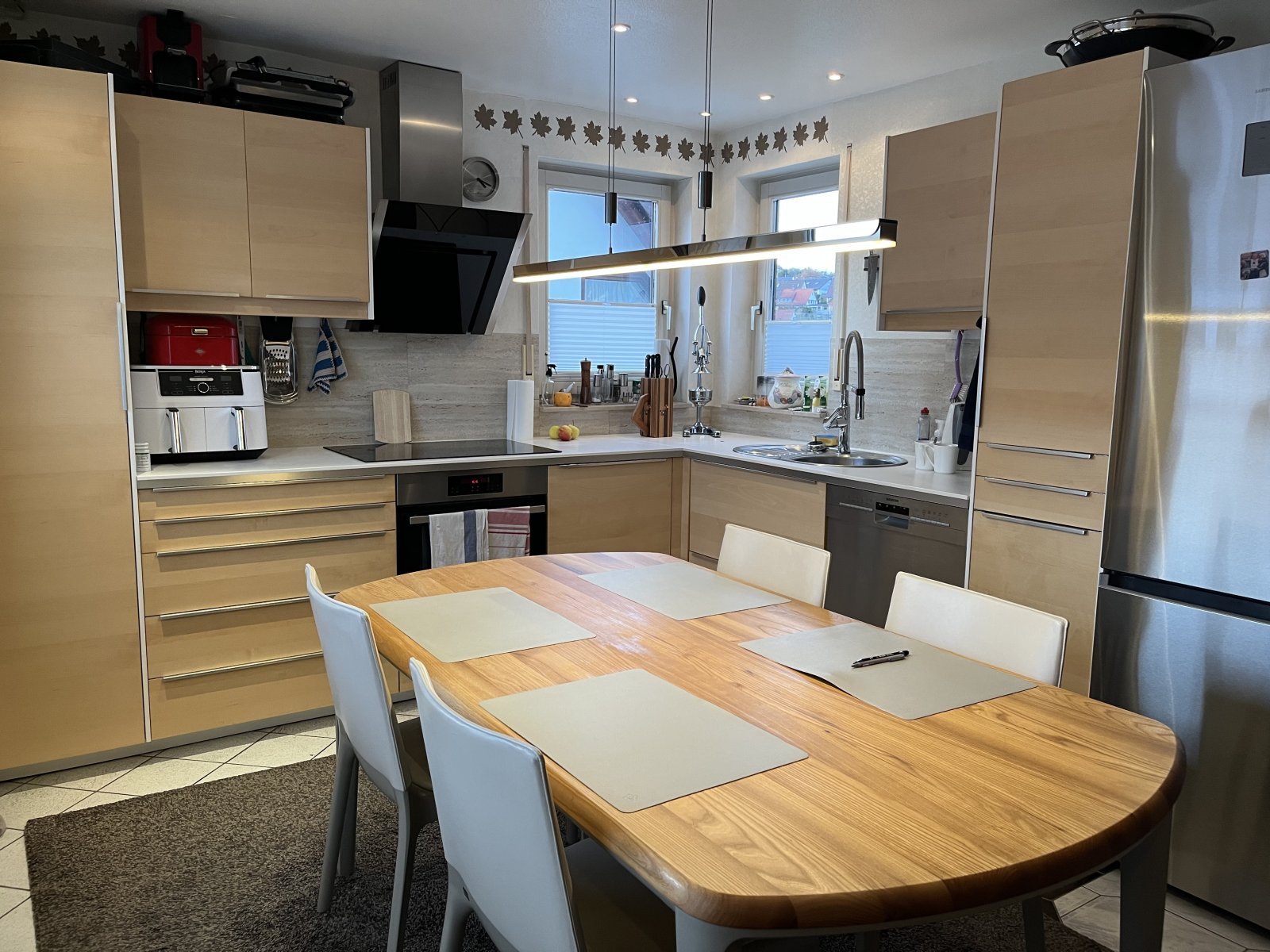 Aidlingen: Sonnige, zentrumsnahe 2,5 Zimmer-Maisonettewohnung