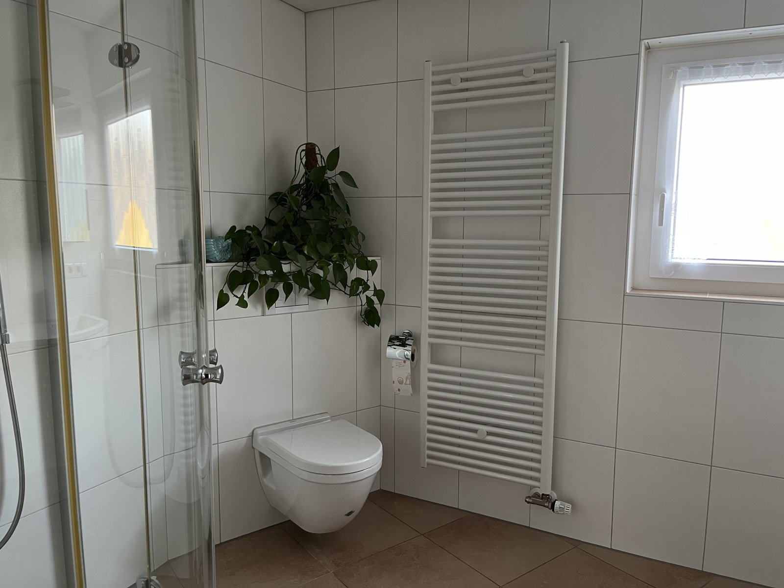 Aidlingen: Gepflegte Doppelhaushälfte mit ausgebautem DG