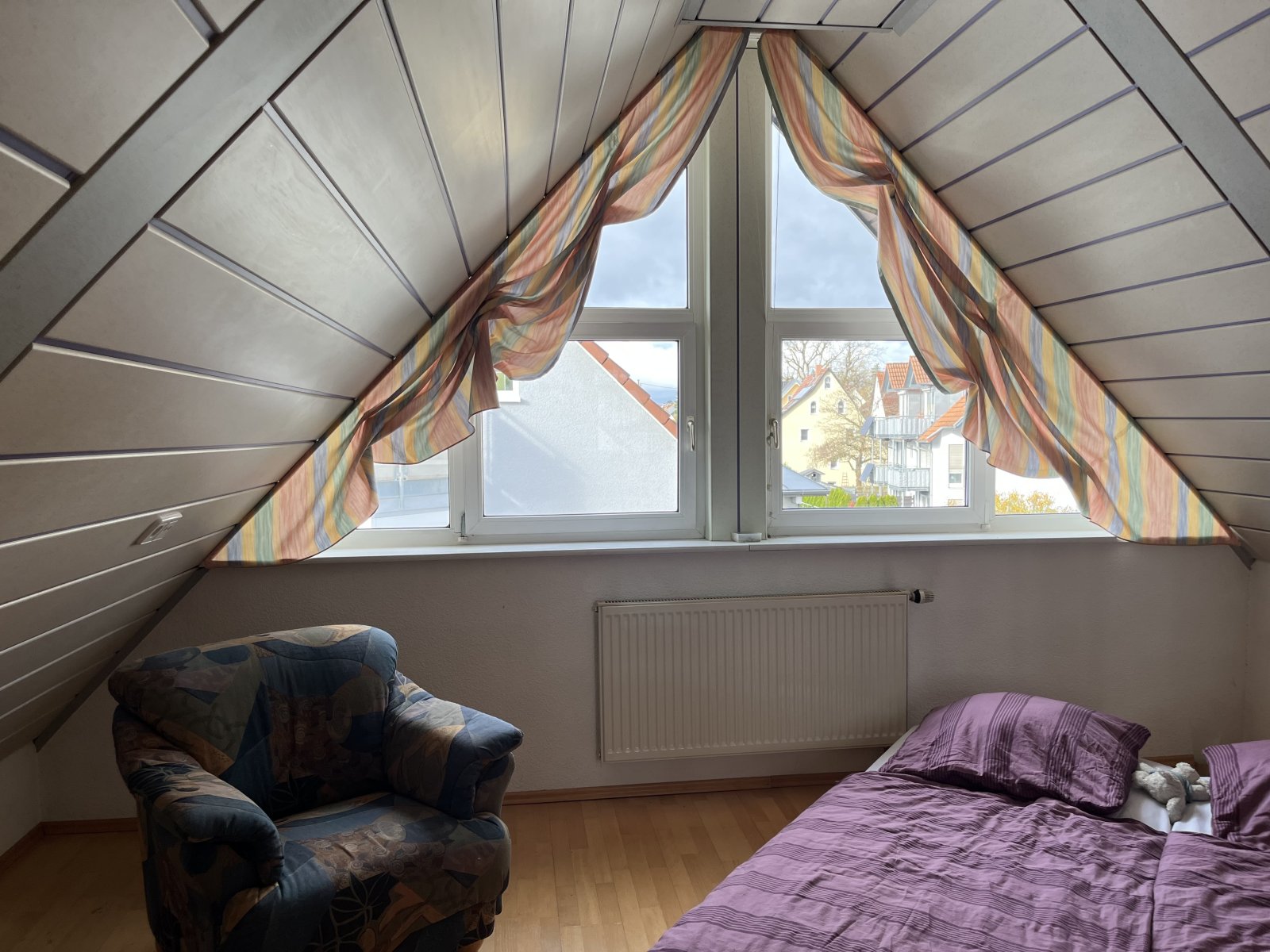 Herrenberg-Haslach: 2-3 Familienhaus mit Gewerbeeinheit