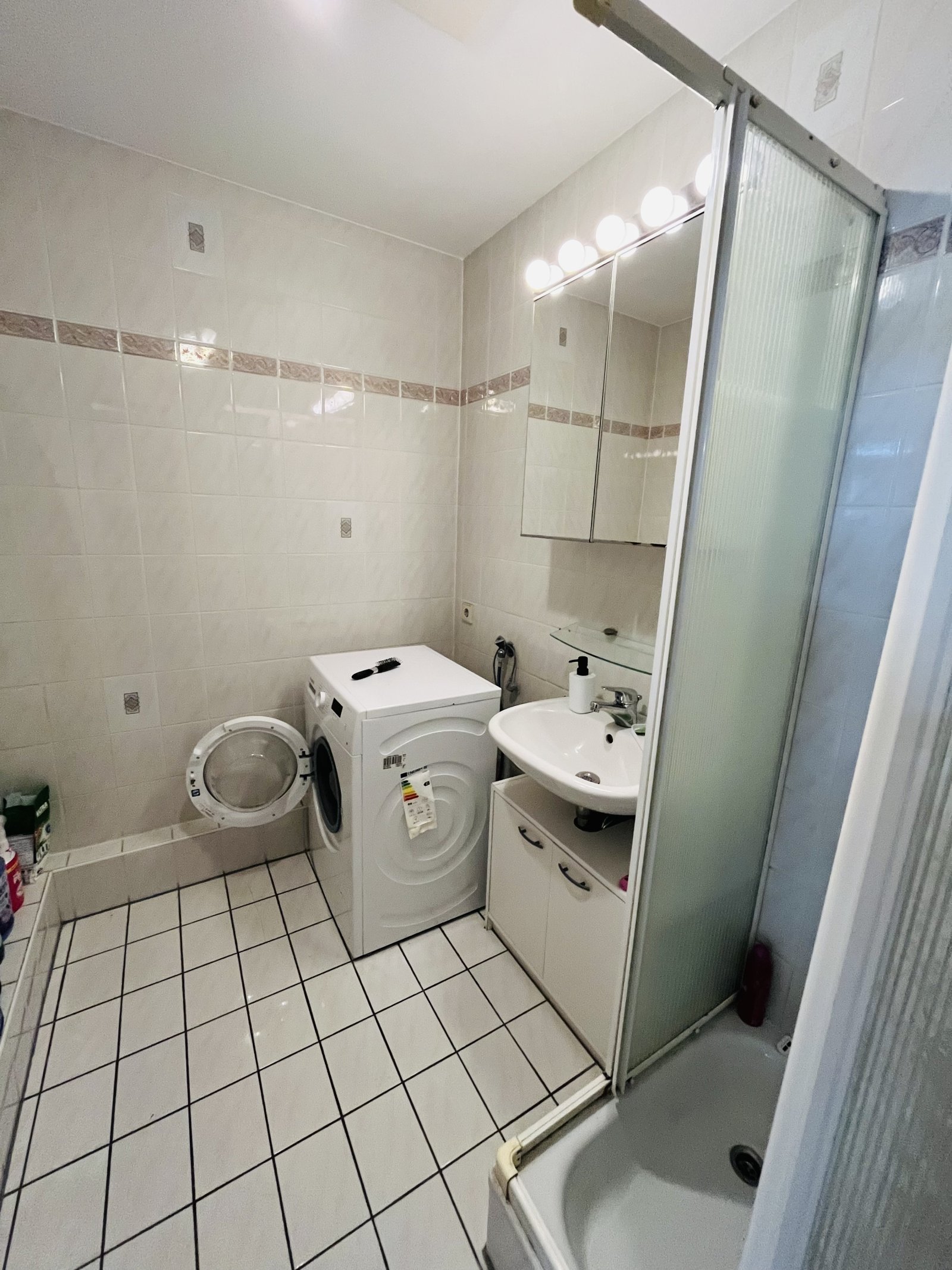 2-ZW mit Aufzug und sonnigem Balkon