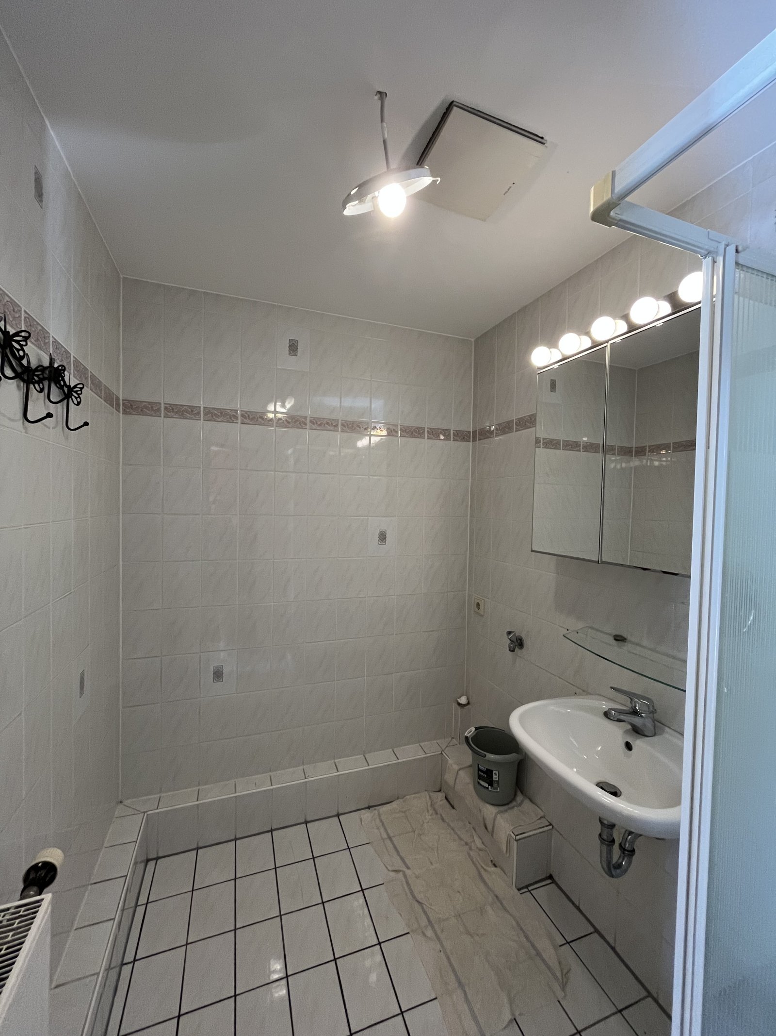 2-ZW mit Aufzug und sonnigem Balkon