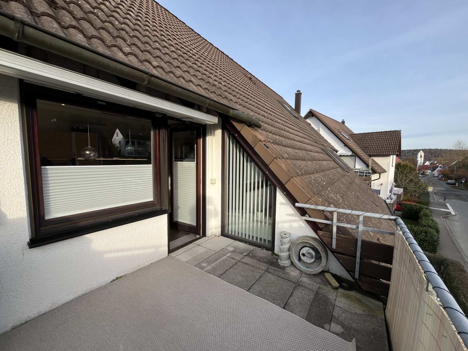 Aidlingen: Zentrumsnahe 2,5 Zimmer-Maisonettewohnung