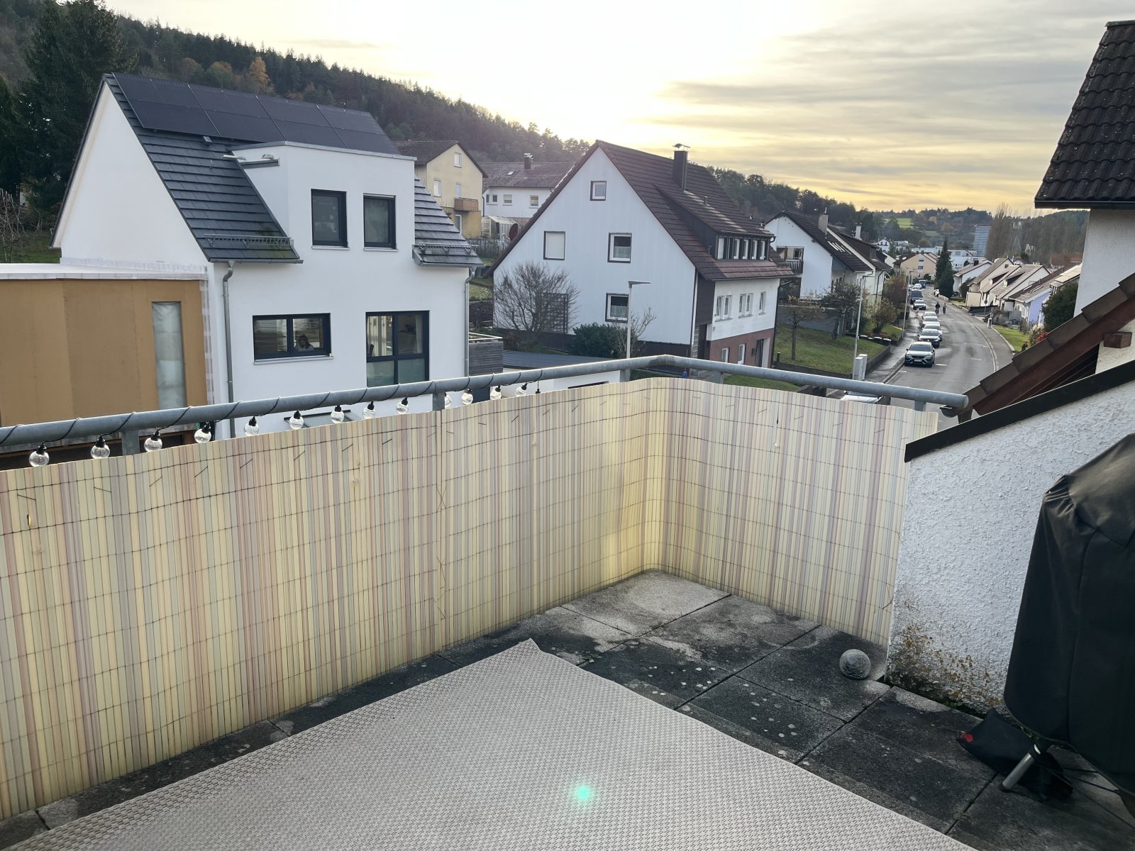 Aidlingen: Zentrumsnahe 2,5 Zimmer-Maisonettewohnung