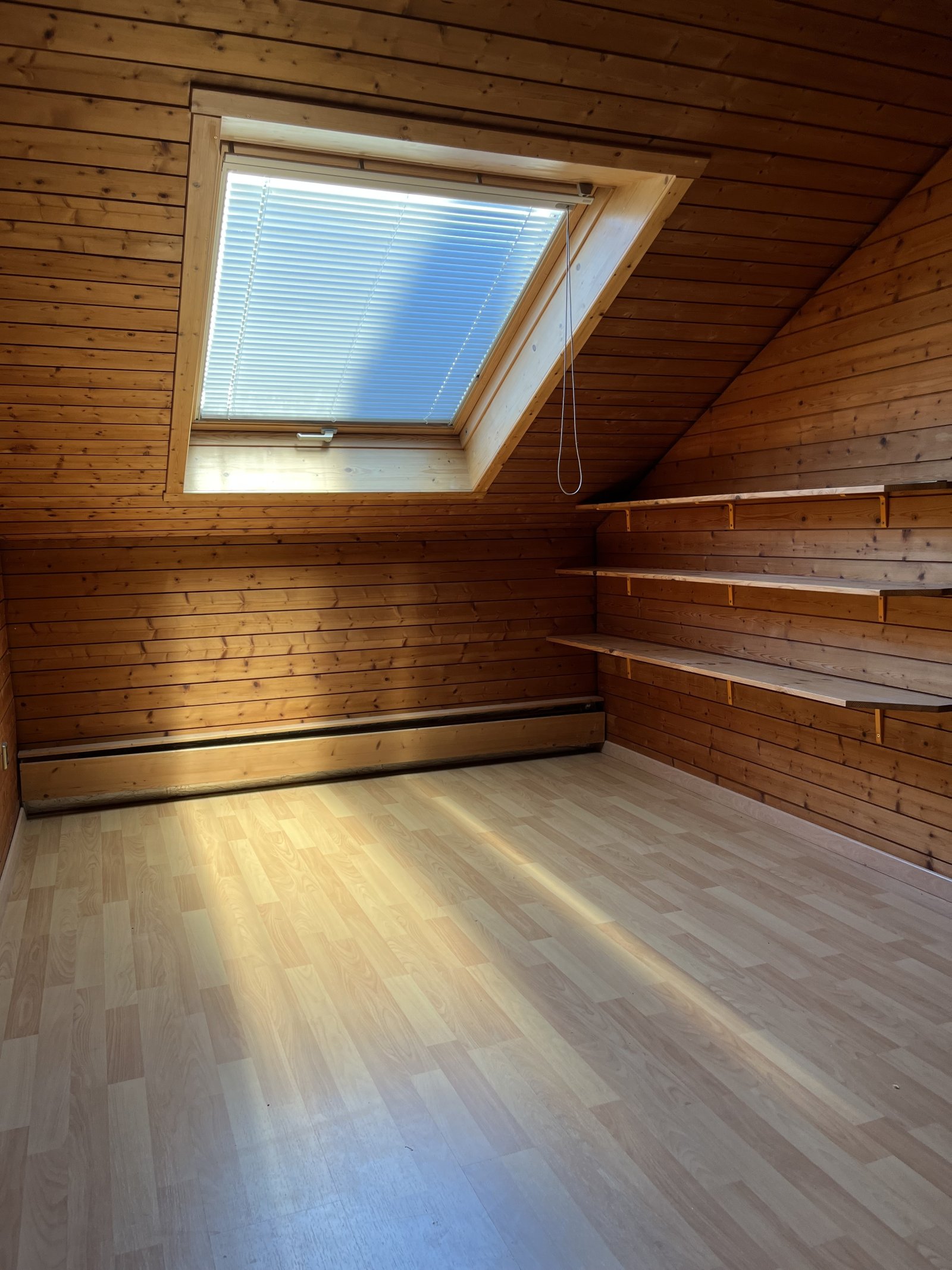 Aid.-Deufringen: Charmantes Einfamilienhaus mit ELW im Grünen 