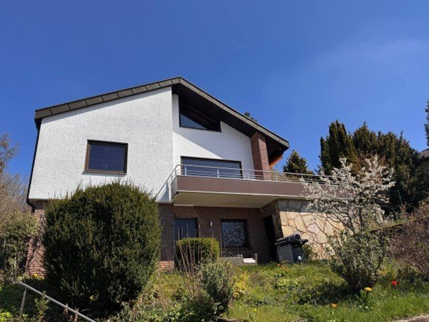 Aid.-Deufringen: Charmantes Einfamilienhaus mit ELW im Grünen 