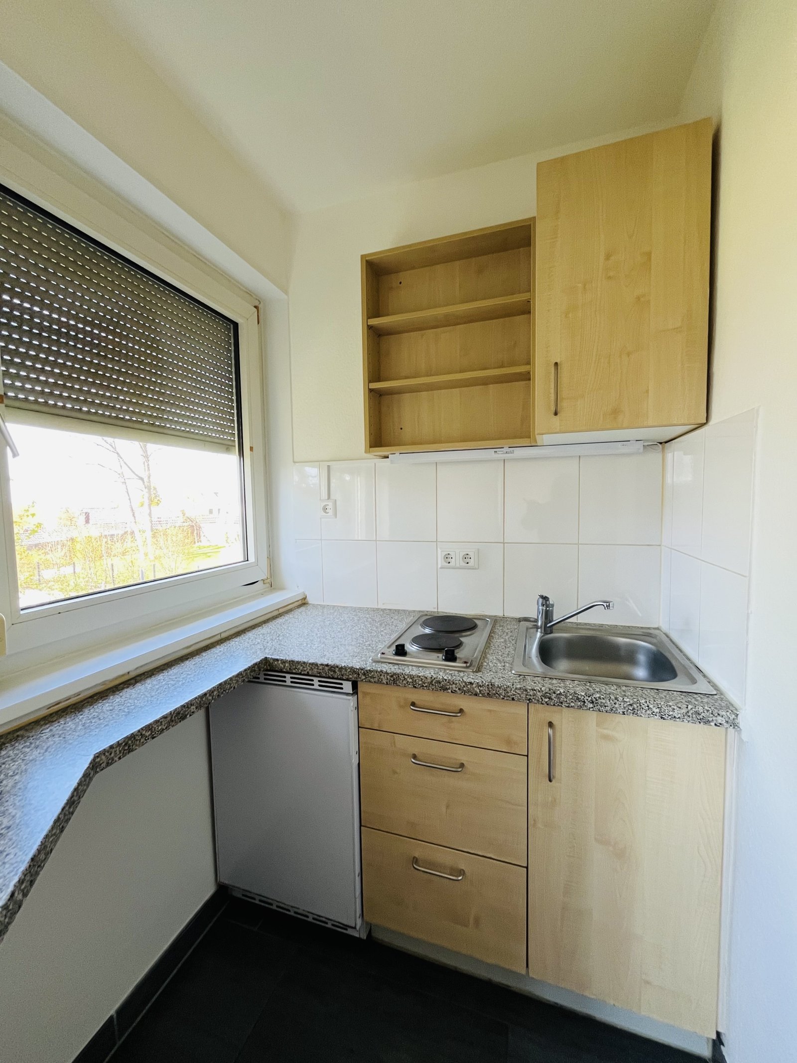 BB: ruhige zentral gelegene 1 ZW mit Stellplatz