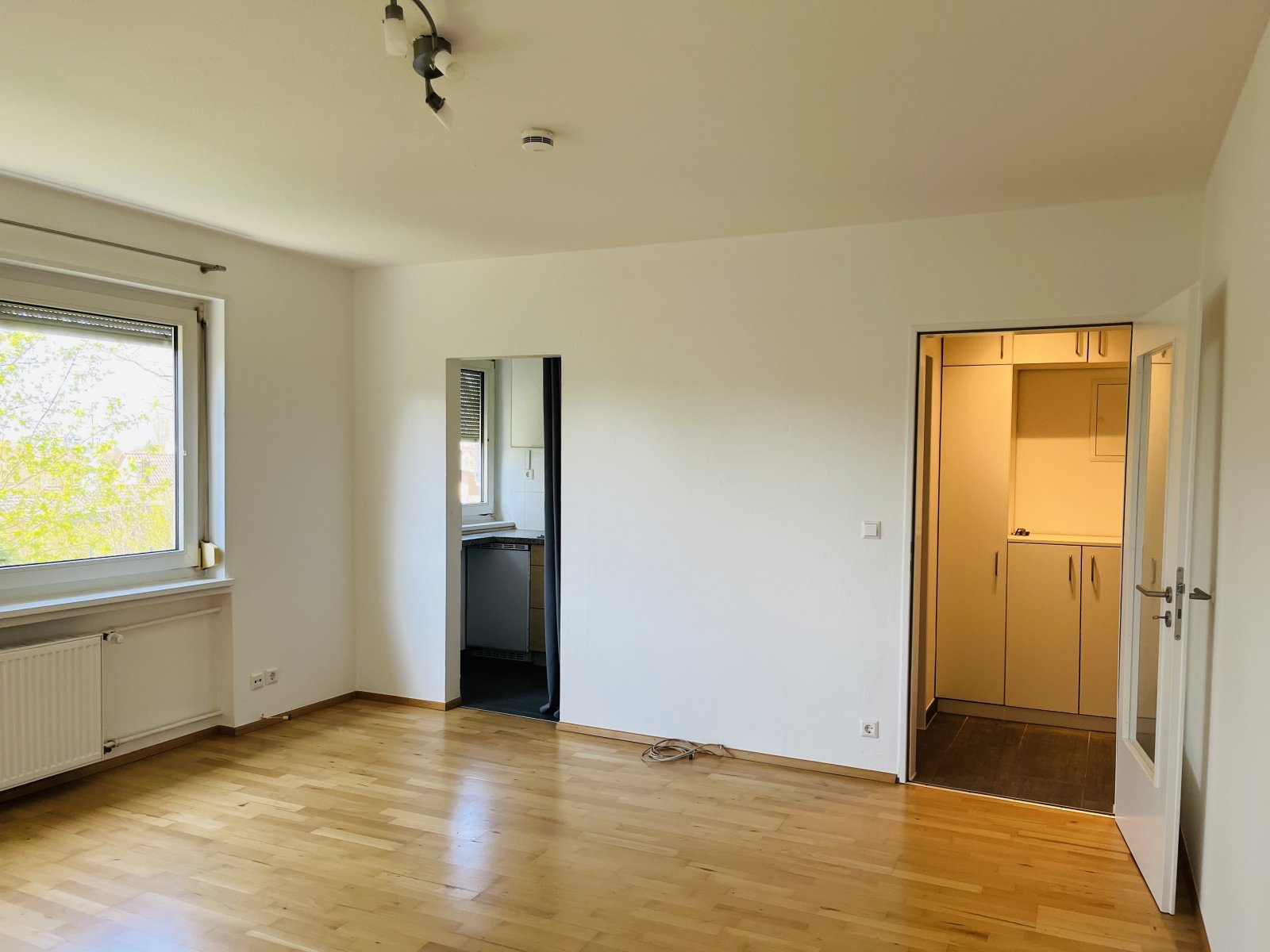 BB: ruhige zentral gelegene 1 ZW mit Stellplatz
