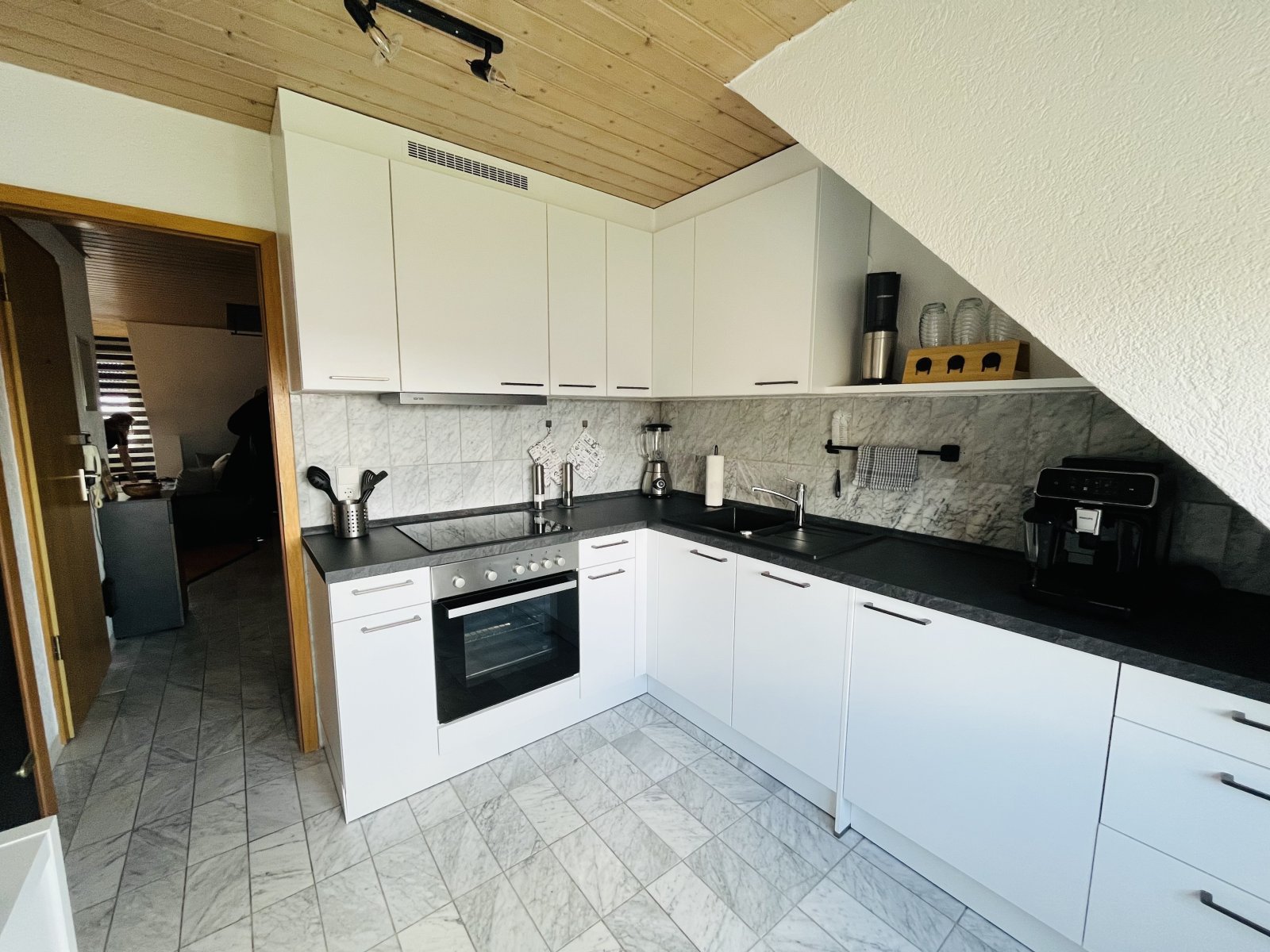 Kleine 2-Zimmer Maisonette-Singlewohnung in Oberjesingen!