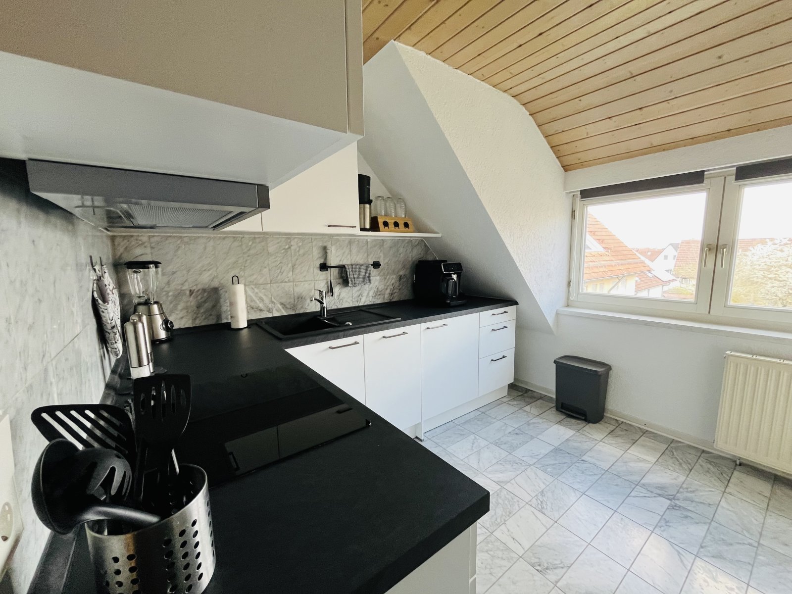 Kleine 2-Zimmer Maisonette-Singlewohnung in Oberjesingen!