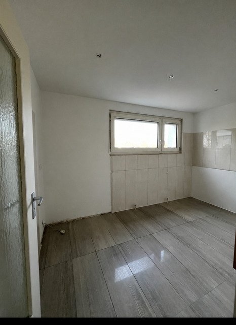 BB: Moderne, renovierte 4-ZW zum sofortigen Bezug