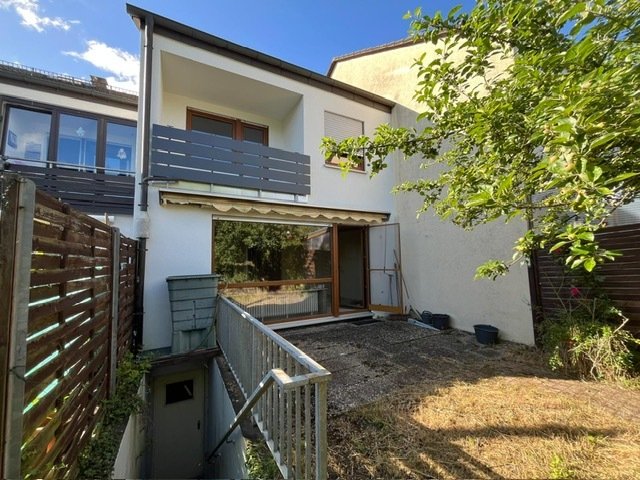 Holzgerlingen: Reihenmittelhaus-Ideal für Familien oder Paare
