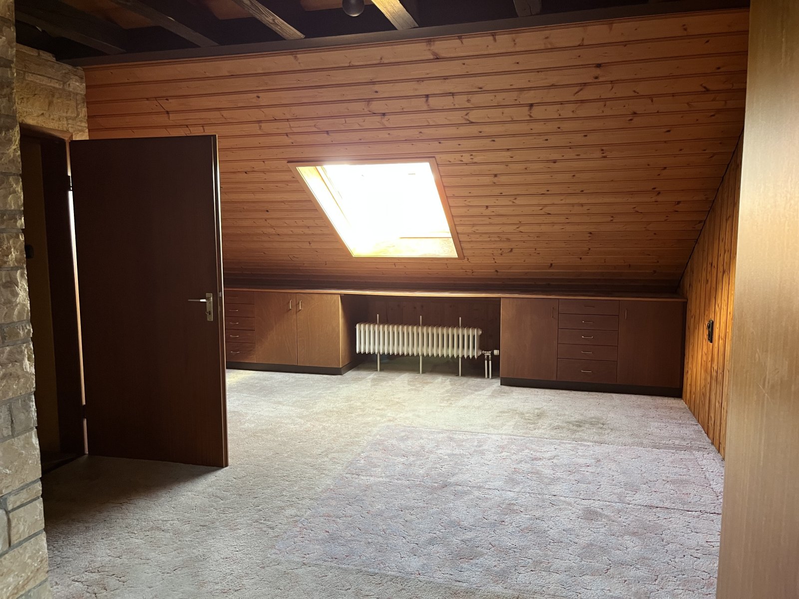 Holzgerlingen: Reihenmittelhaus-Ideal für Familien oder Paare