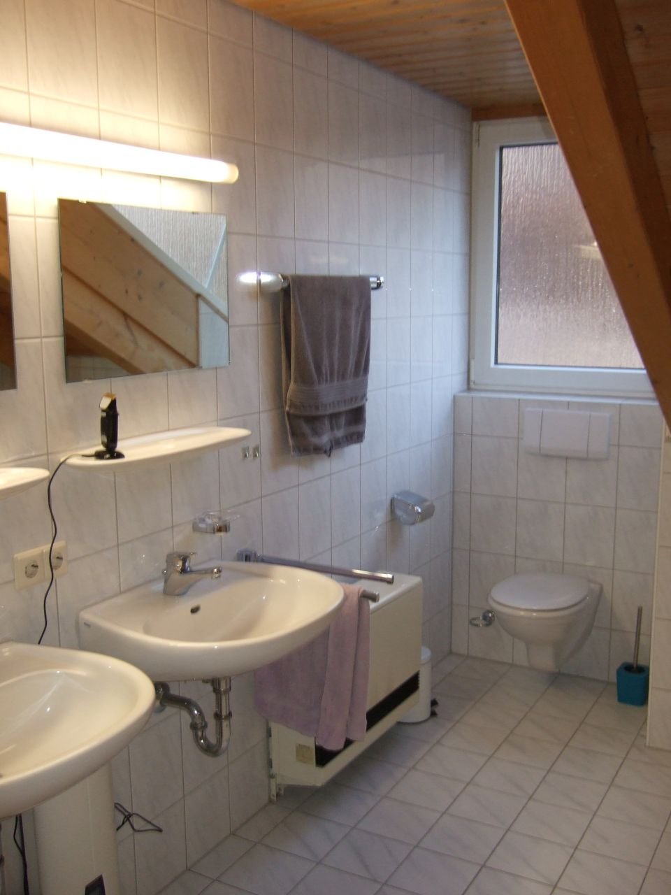 Aidl.-Deufr.: Charmante 2-ZW-DG-Whg. mit Balkon