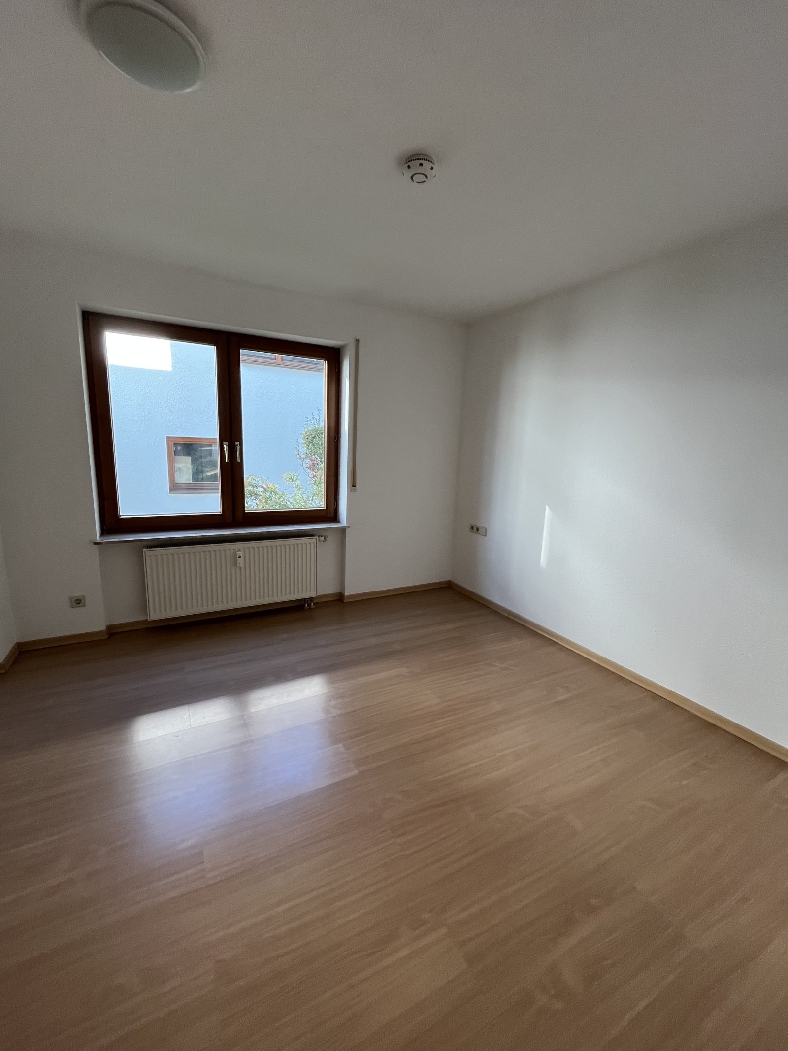Althengstett: Charmante 2-Zimmer-Wohnung mit Terrasse