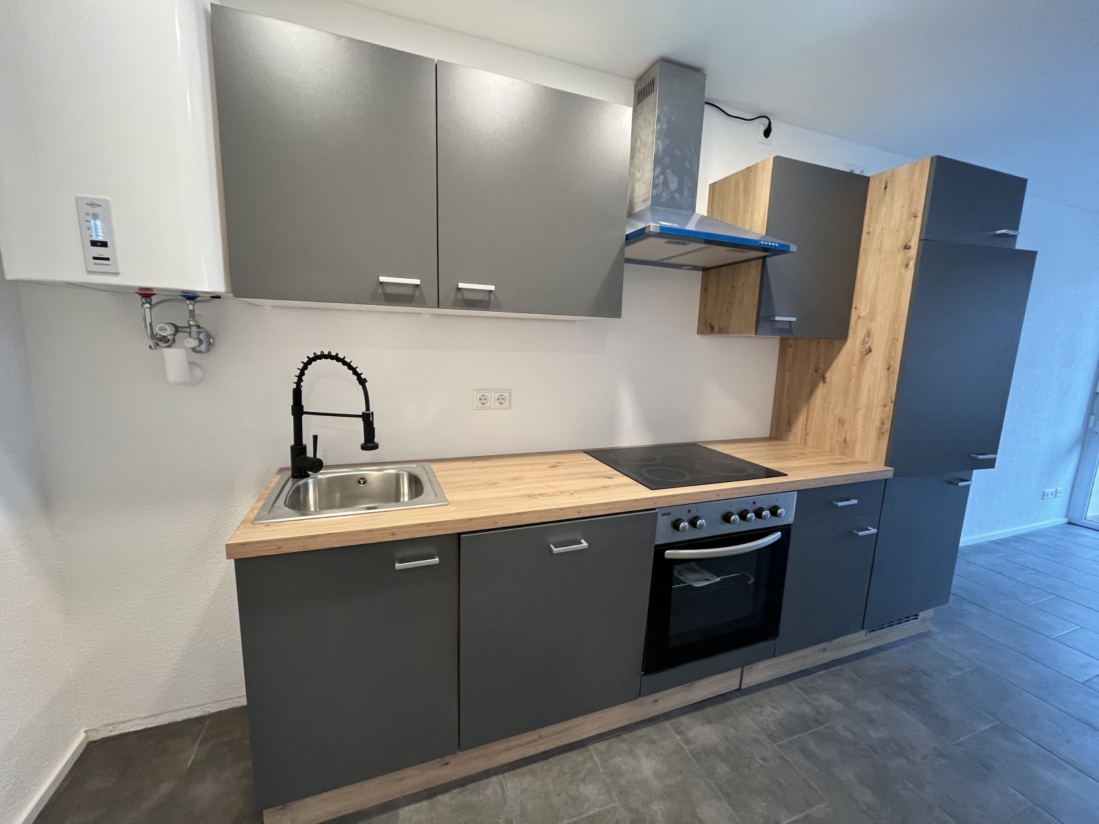 VERKAUFT: BB: Renovierte 1-ZW in bester und zentraler Lage