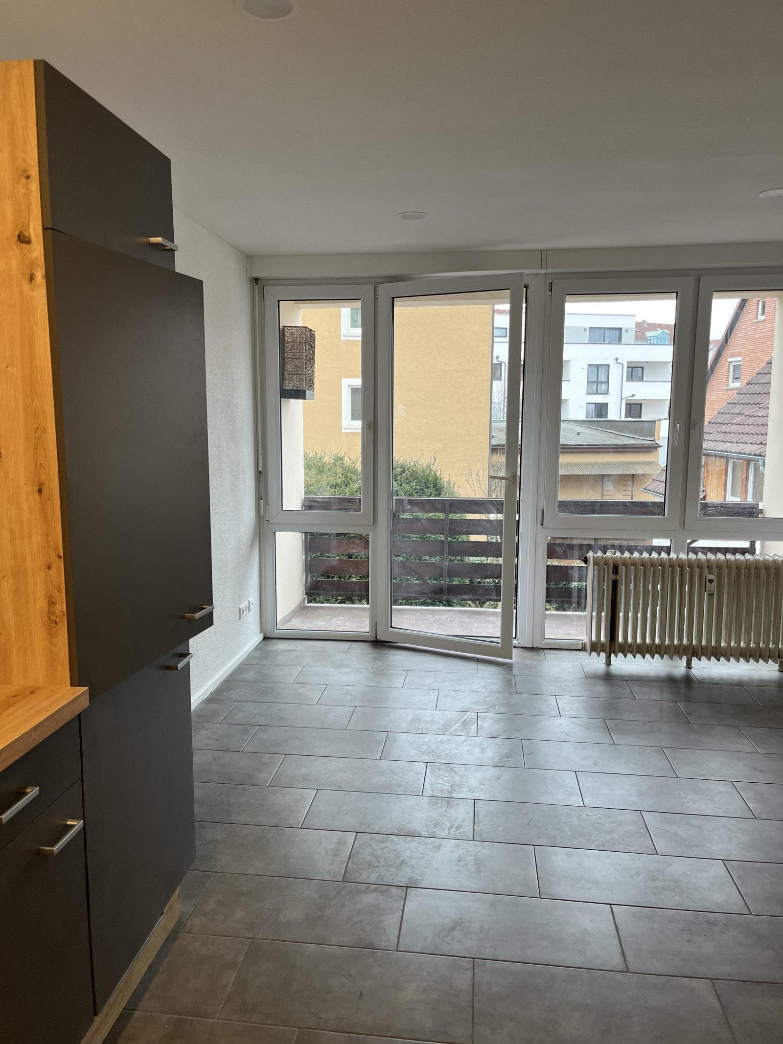 VERKAUFT: BB: Renovierte 1-ZW in bester und zentraler Lage