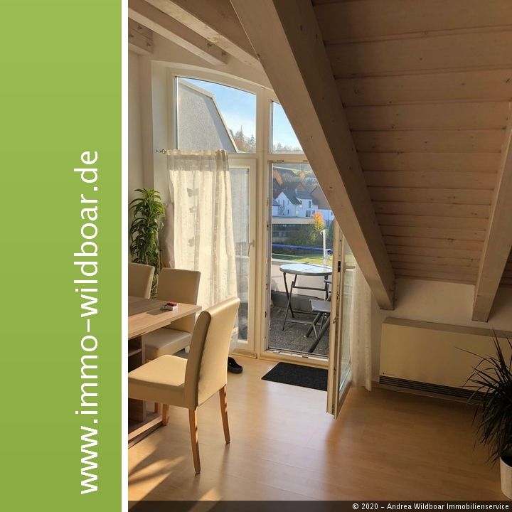 Aidlingen: Gemütlich und kompakt: 2-Zimmer-Dachgeschosswohnung!  Aidlingen: Gemütlich und kompakt: 2-Zimmer-Dachgeschosswohnung!
