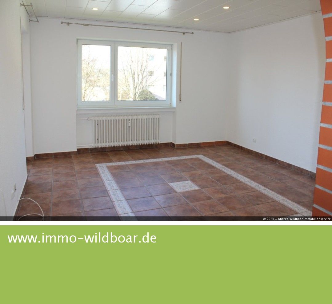Calw-Heumaden: Sonnige 4,5-Zimmerwohnung in Calw-Heumaden  Calw-Heumaden: Sonnige 4,5-Zimmerwohnung in Calw-Heumaden