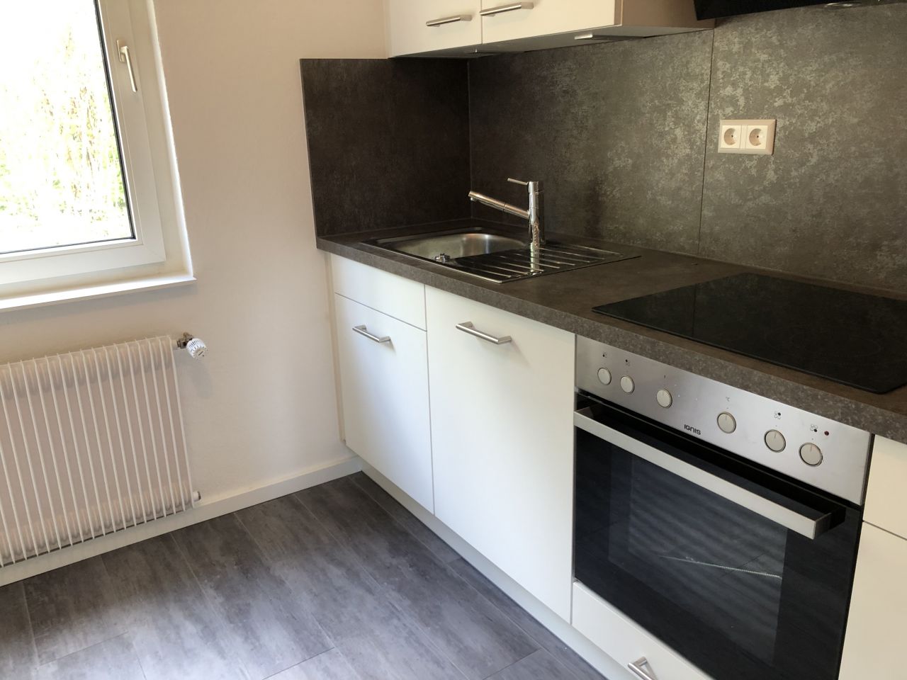 Sindelfingen: Frisch renoviertes Haus in zentralster Lage von Sindelfingen 