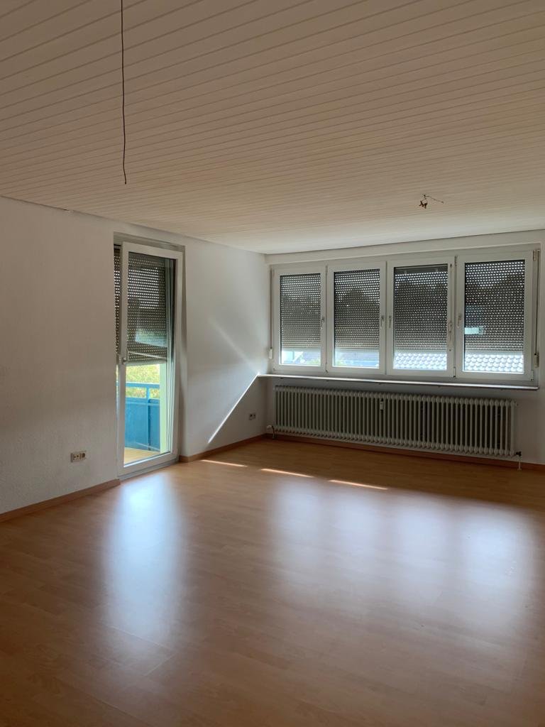 Gärtringen: 3 Zimmer Wohnung mit Balkon in Gärtringen - frei ab 01.11.22 