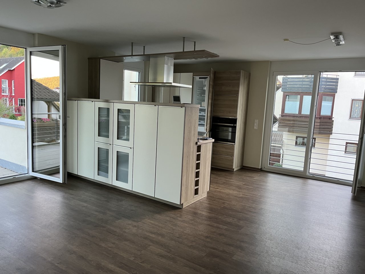 Aidlingen: Moderne, hochwertige Wohnung in zentraler Lage! 